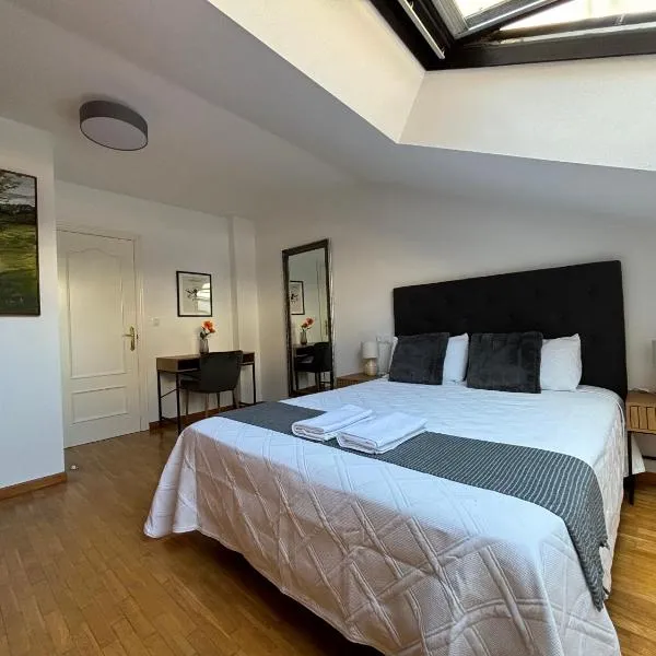 Duplex Ruperto Velasco Centro, hotel v destinaci Gijón