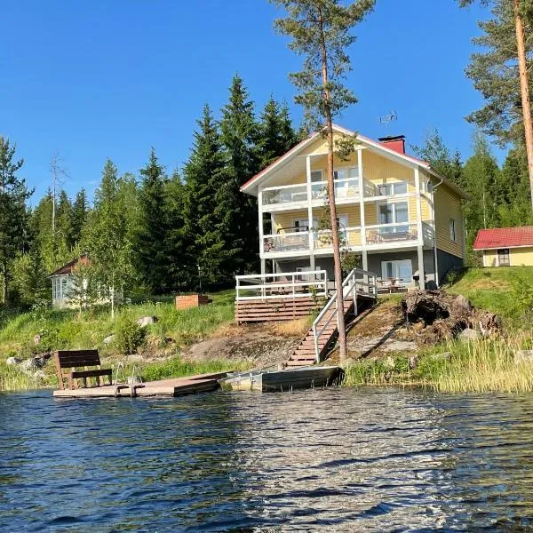 Jacuzzi Rantakallio, hotel em Melkoniemi