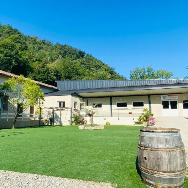 Tikazéla - Escale Tournon-Sur-Rhône, hotel v destinácii Tournon-sur-Rhône