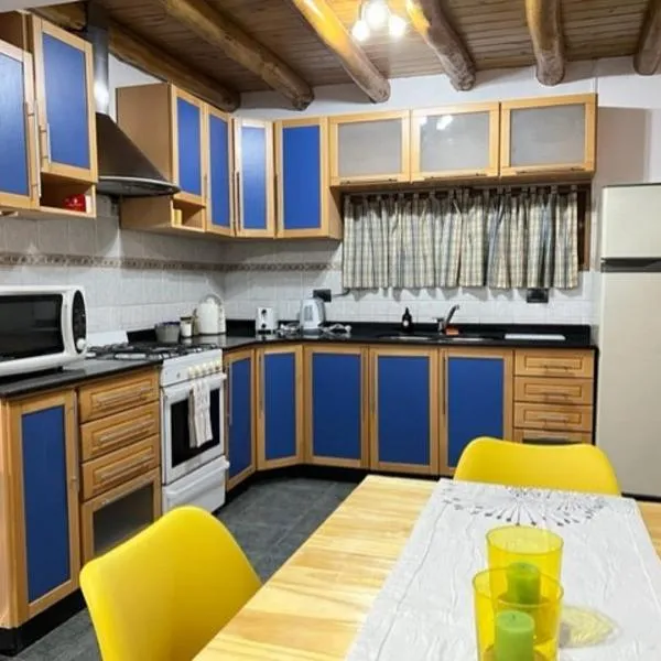 Casa del Pinar - Diario Semanal o Mensual - La Mejor Ubicación - Garage Cerra, hotel Plottierben