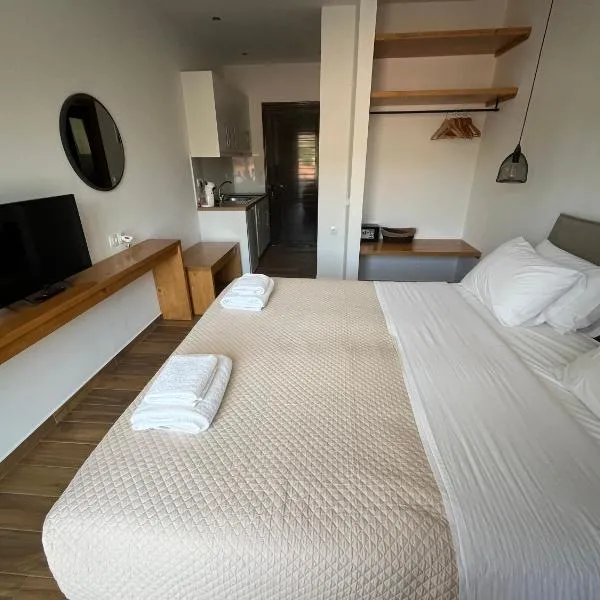 Golden Evelyn, hotel in Agia Paraskevi