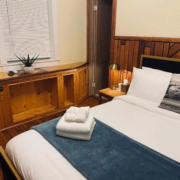 Skyline Village Inn, hotel in Spruce Pine
