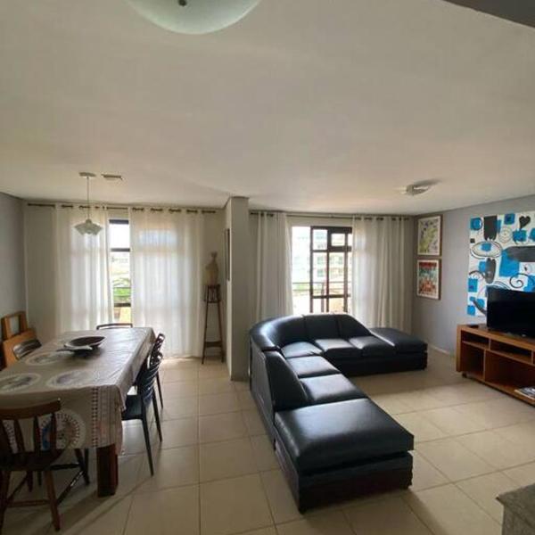 Ótimo apartamento na rua da praia do forte - Foto 2
