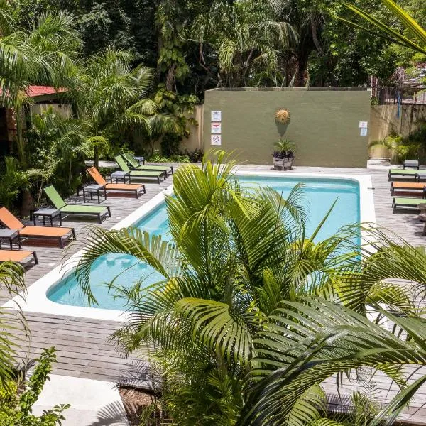 LOL-HA Cancún Hotel Boutique, отель в городе Канкун
