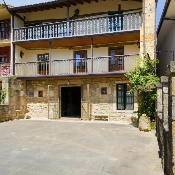 Casa Magdalena: mar y montaña, khách sạn ở Adino