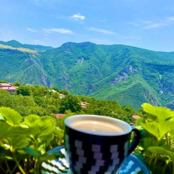 Armen bed and breakfast, hotel v destinaci Halidzor