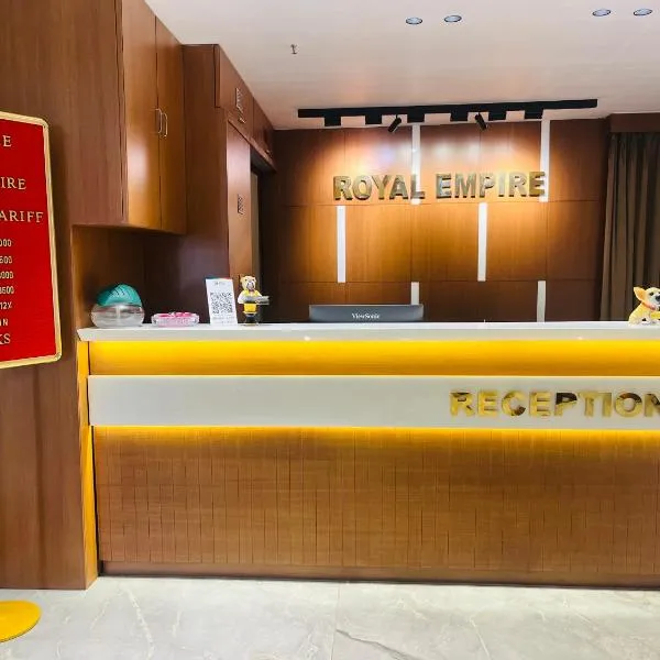 Hotel Royal Empire, hotel in Gandhinagar
