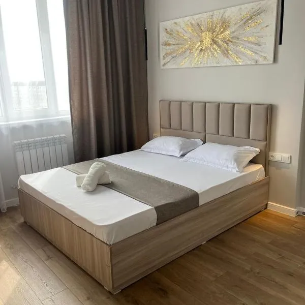 Новые Комфортные апартаменты, ЖК Еламан, hotel in Almaty
