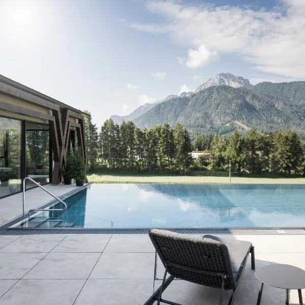 Hotel Patris, ξενοδοχείο σε Dobbiaco