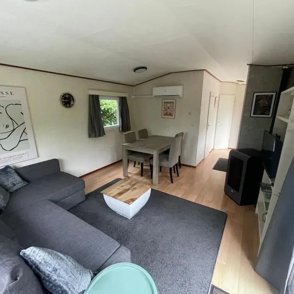 Gezellig chalet in Baarle-Nassau, khách sạn ở Baarle-Nassau
