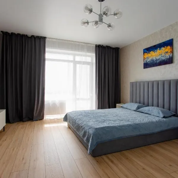 1 комнатная квартира в новом ЖК Панорама Парк по улице Темирбаева 50, hotel in Kostanay