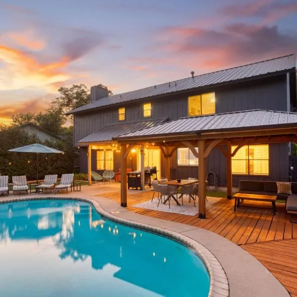 Timeless-Texas-Inn - Heated Pool Oasis & Lux Vibe, Hotel in Round Rock
