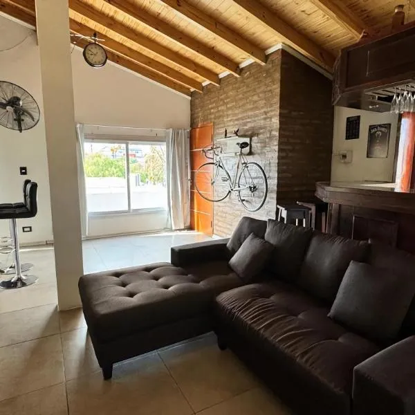Departamento Loft completo, cómodo y luminoso., hotel v destinaci Neuquén