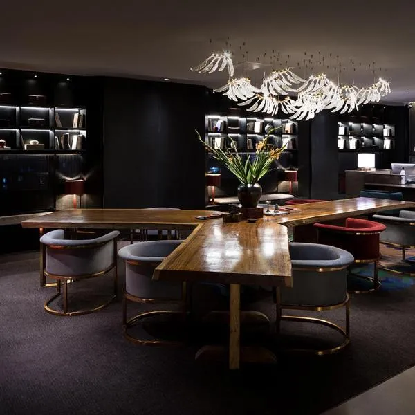 Qianzitong First Seeing Hotel، فندق في Changping