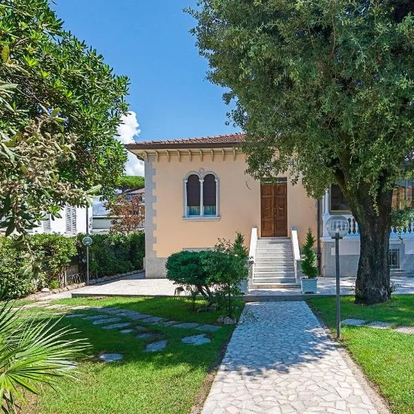 Villa Gioietta, hotel v destinaci Marina di Massa