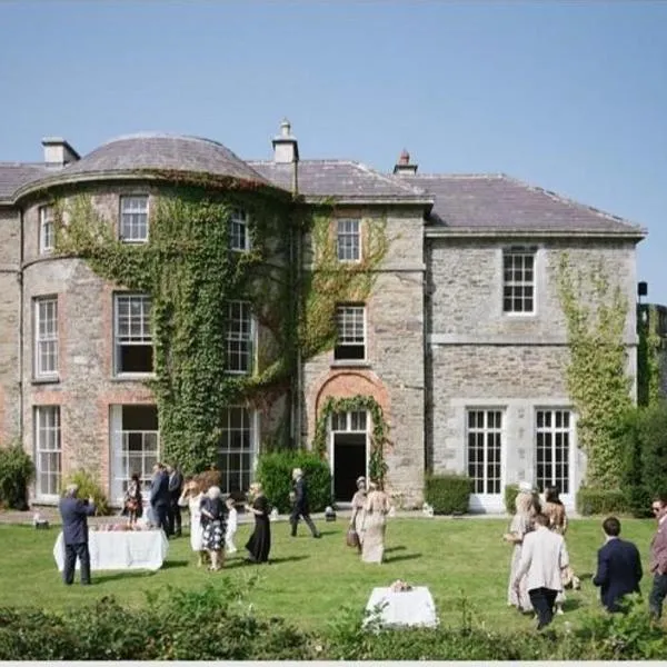 Sonas Mount Trenchard, hotel v mestu Foynes