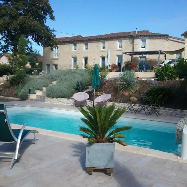 La Salamandre, hotel v destinaci Le Busseau