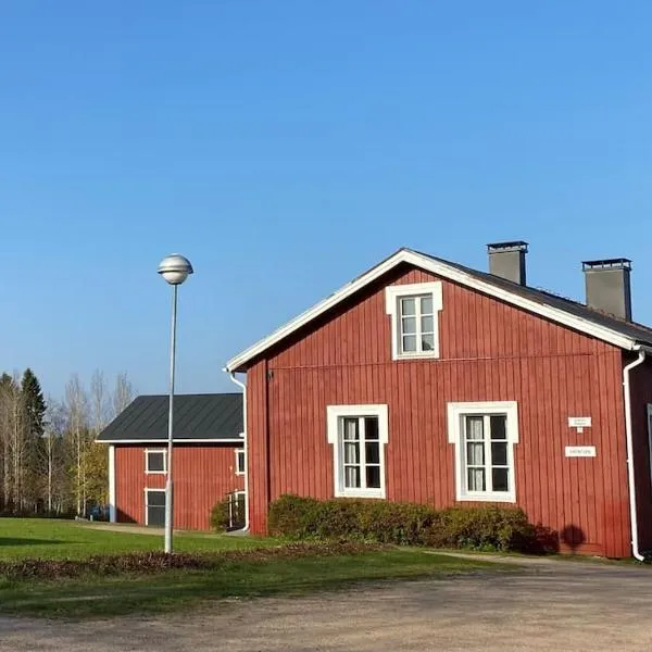Pappilan Väentuvan vierashuone, hotel in Pudasjärvi