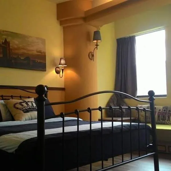 沐光旅拍 商業展覽空間, hotel v destinaci Rende