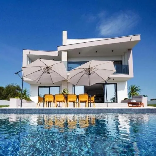 Villa Luce Zadar, hotel in Zadar