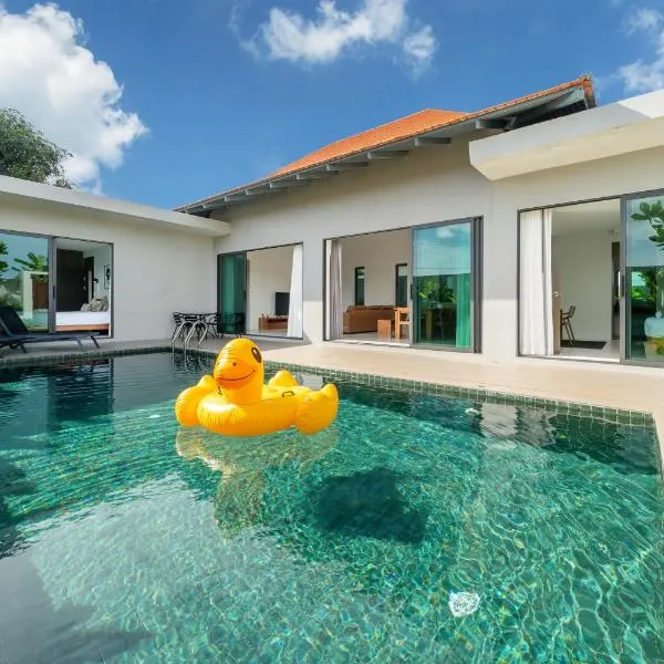 宽敞舒适 邦涛海滩Laguna附近 四卧室私人泳池别墅 V07, hotel ve městě Phuket