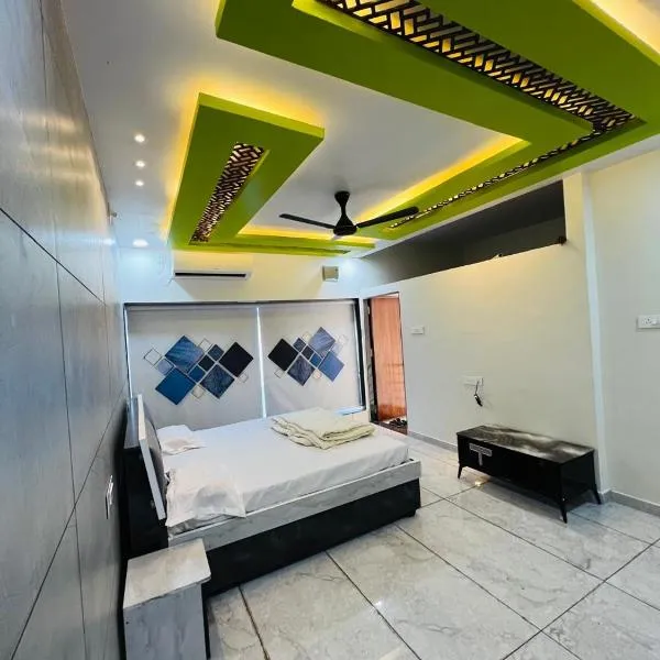 Rudraksh Homestay，Garudeshwar的飯店