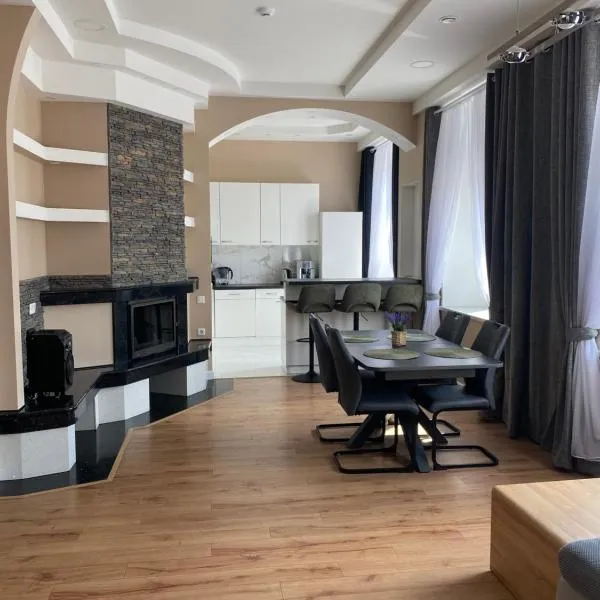 Apartamentai senamiestyje, hotel v destinaci Šilute