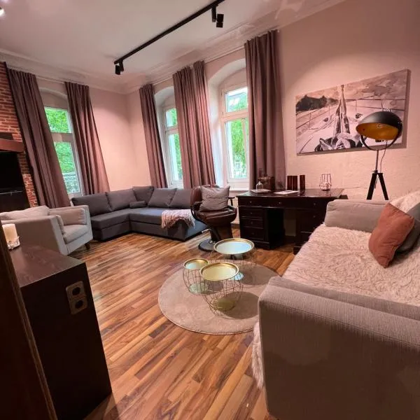 Stylische Altbauwohnung Dresden Striesen ruhig und zentral, hôtel à Dresde
