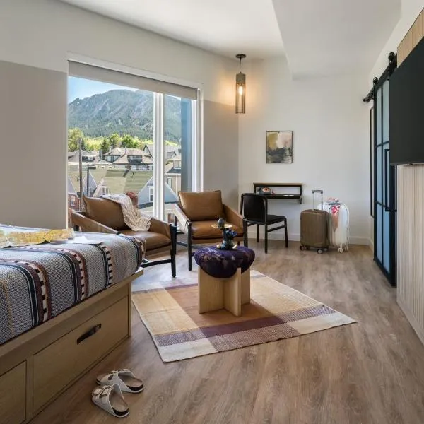 Moxy Boulder University, hotel in Boulder