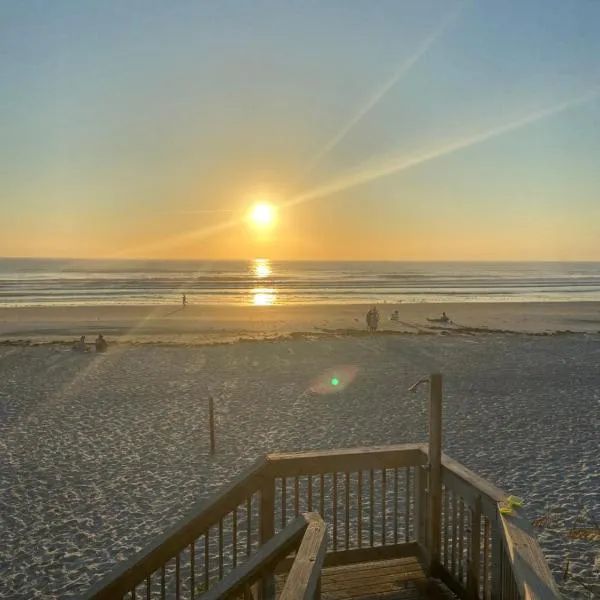 Coastal Waters 102, hotel di New Smyrna Beach