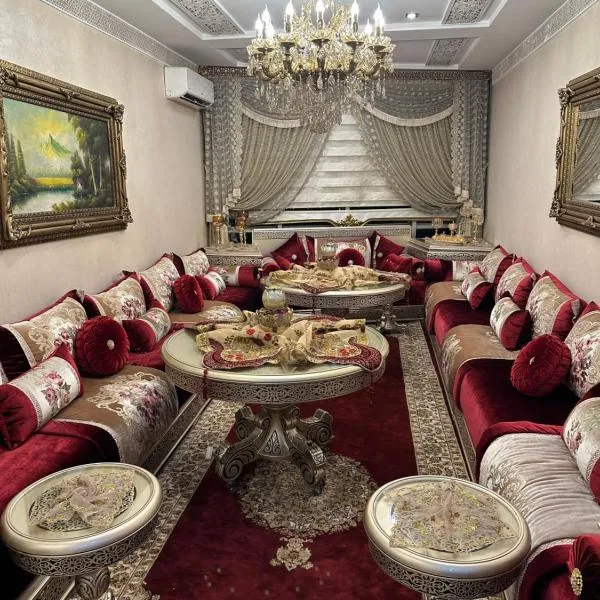 Abraj Dubai 3 bedroom luxury apartment, hotel v destinaci Larache