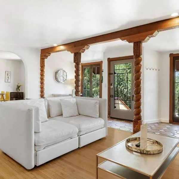 Viesnīca Hollywood Hills Walk to Universal City Views Losandželosā