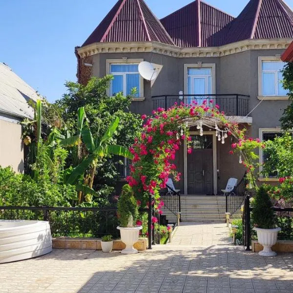 Kuki dom Ganja, hotel in Bagbanlar
