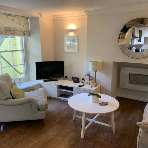 One bed flat close to Exeter centre, hotel v destinaci Exeter