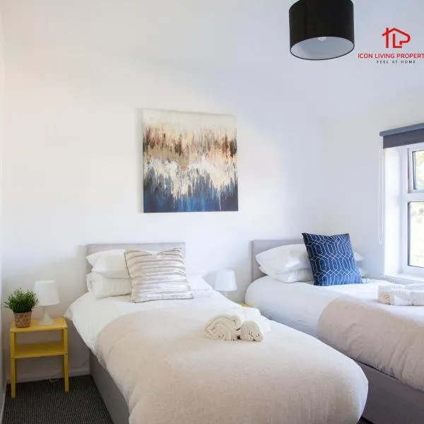 Contractor Base 4-Bedrooms Sleeps 7 Near Liverpool, hotel em Saint Helens