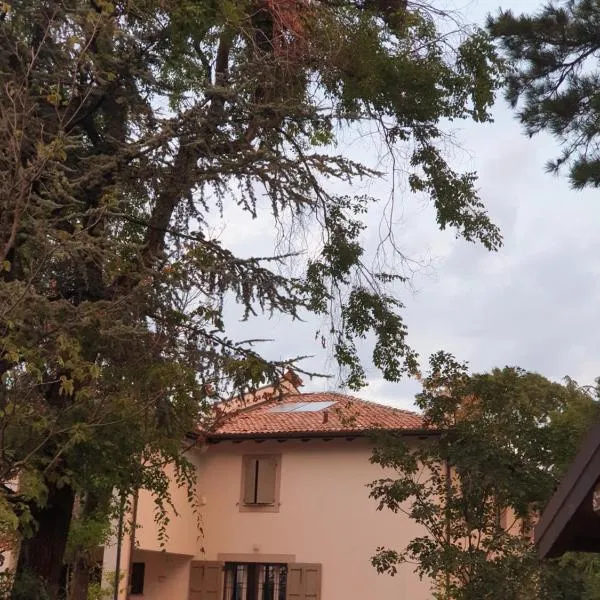 Coralupi B & B, hotel San Lazzaro di Savenában