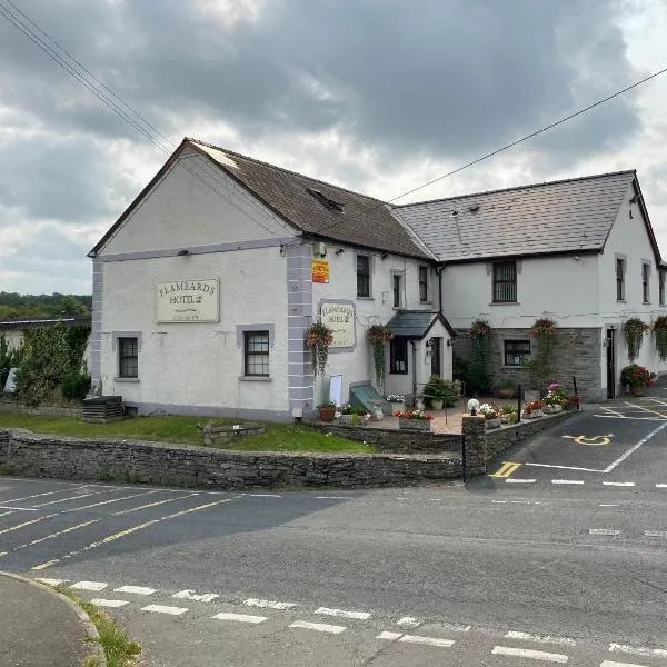 Flambards Hotel, hotel in Cardigan
