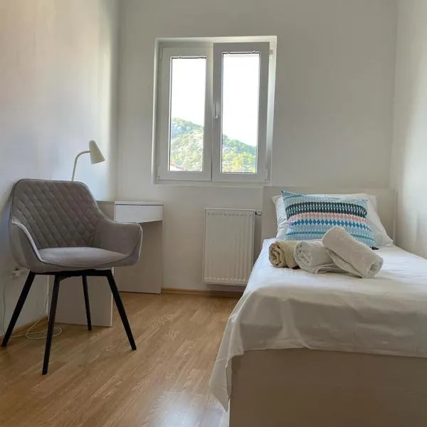 Apartment Place 2 Stay, hotel v destinaci Hvar