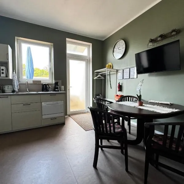 Comfort Apartment - Bis 6 Schlafplätze mit 4 Betten, hotelli kohteessa Raubach