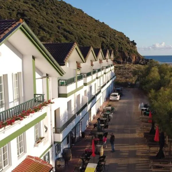 Apartamentos Nueva Berria, hotel v destinaci Santoña