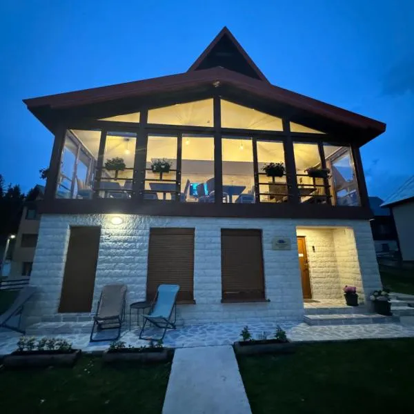 Borovnica Sweet Apartments, hotel a Žabljak