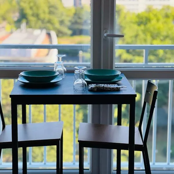 Toits Nantais - Cosy avec vue - Parking、ナントのホテル