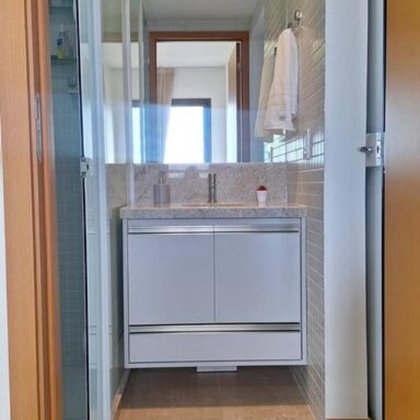 Apartamento com 2 suítes, varanda, vista mar, infraestrutura - Foto 3
