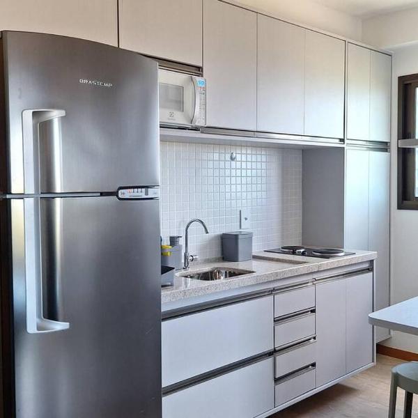 Apartamento com 2 suítes, varanda, vista mar, infraestrutura - Foto 5