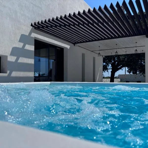 Aeneas Villa Pool & Jacuzzi al mare Torre Guaceto, hotel v destinácii Specchiolla