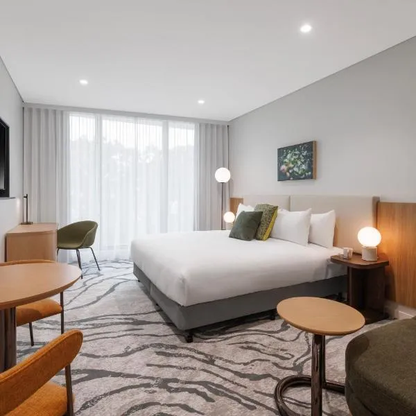 Veriu Macquarie Park to Sydney Airport (SYD) premium and luxurious chauffeur service