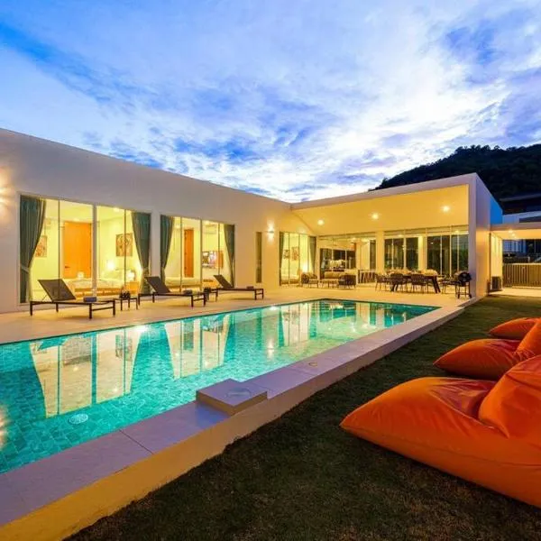 Modern 4 Bed Private Pool Villa - KH-B6, hotel v destinaci Hua Hin
