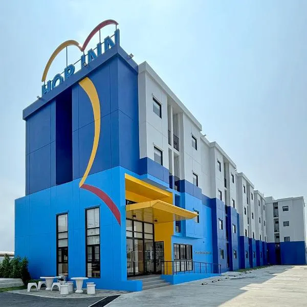 HOP INN Suphanburi, hotel v destinaci Suphan Buri