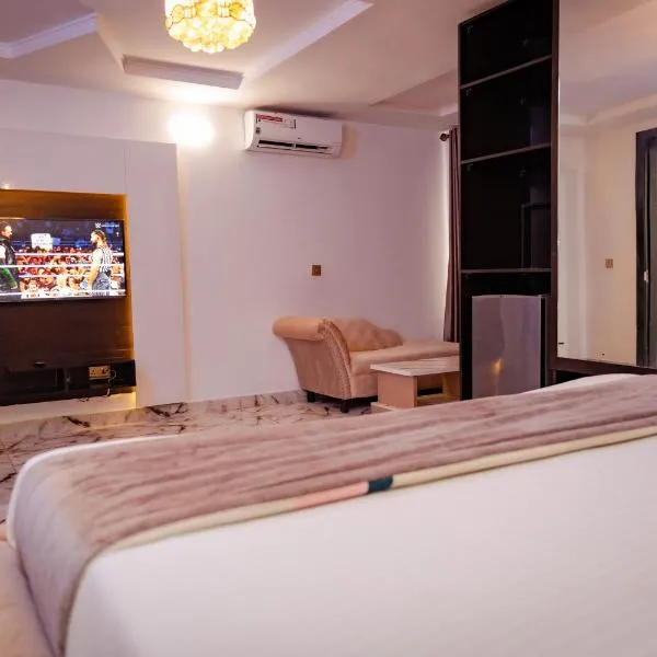 247 Luxury Hotel, hotel v destinaci Lekki