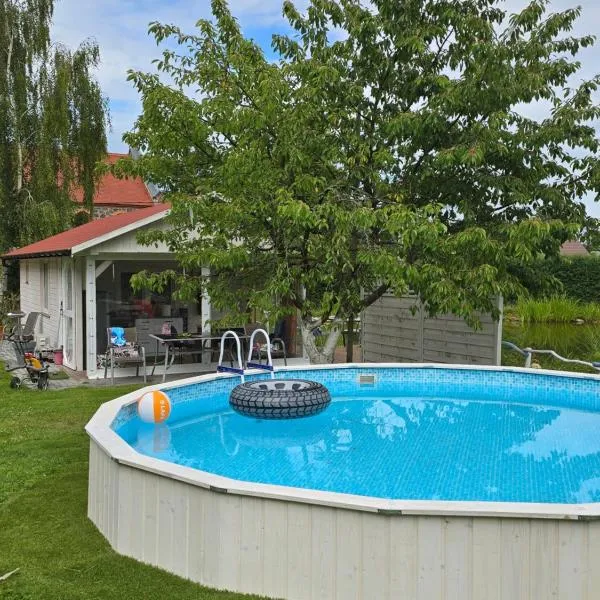 Agroturystyka Nad-Stawem 2, hotel di Wielowieś